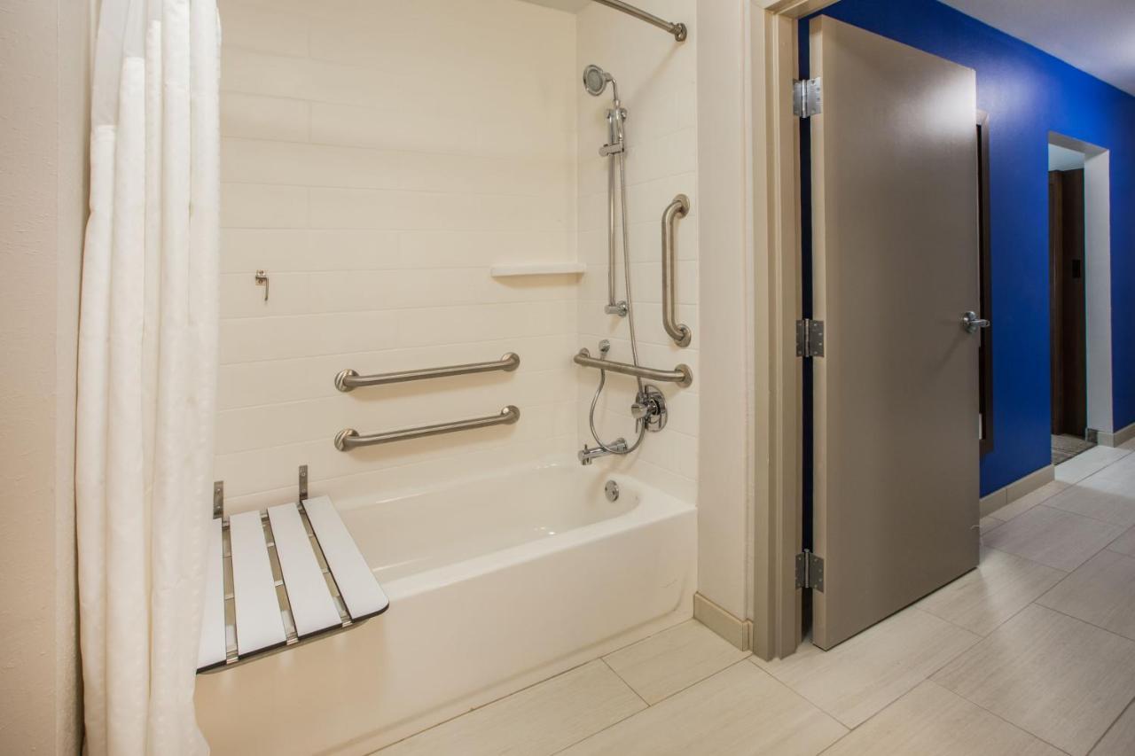 Holiday Inn Express - Blair By Ihg Εξωτερικό φωτογραφία