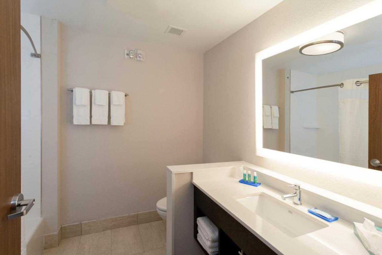 Holiday Inn Express - Blair By Ihg Εξωτερικό φωτογραφία